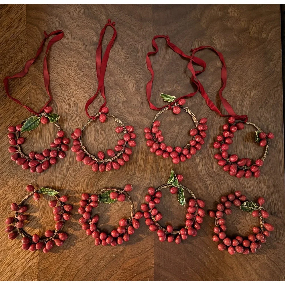 Vintage Christmas Red Winter Berry Small Wreaths 4